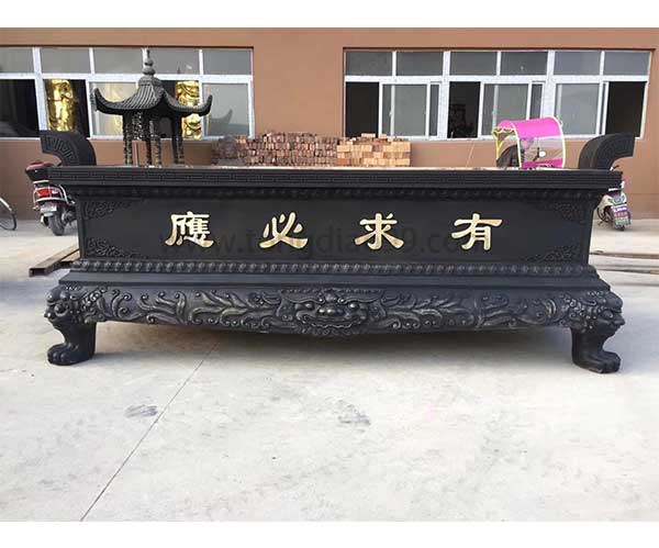 大型铜香炉
